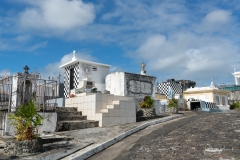 Au cimetière de Pointe à Pitre