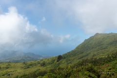 Entre les nuages une rapide vue sur Saint Claude et Basse Terre