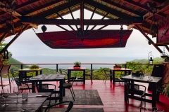 La terrasse du Poisson Rouge, restaurant sur les hauteurs de Deshaies